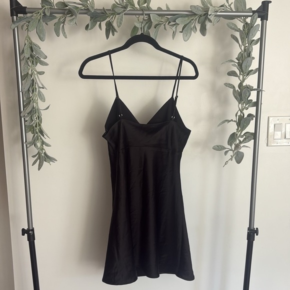 Forever 21 dress - Picture 2 of 4